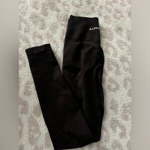 Alphalete amplify leggings in chocolate